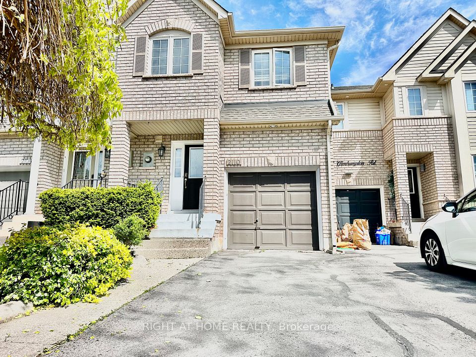 2110 Glenhampton