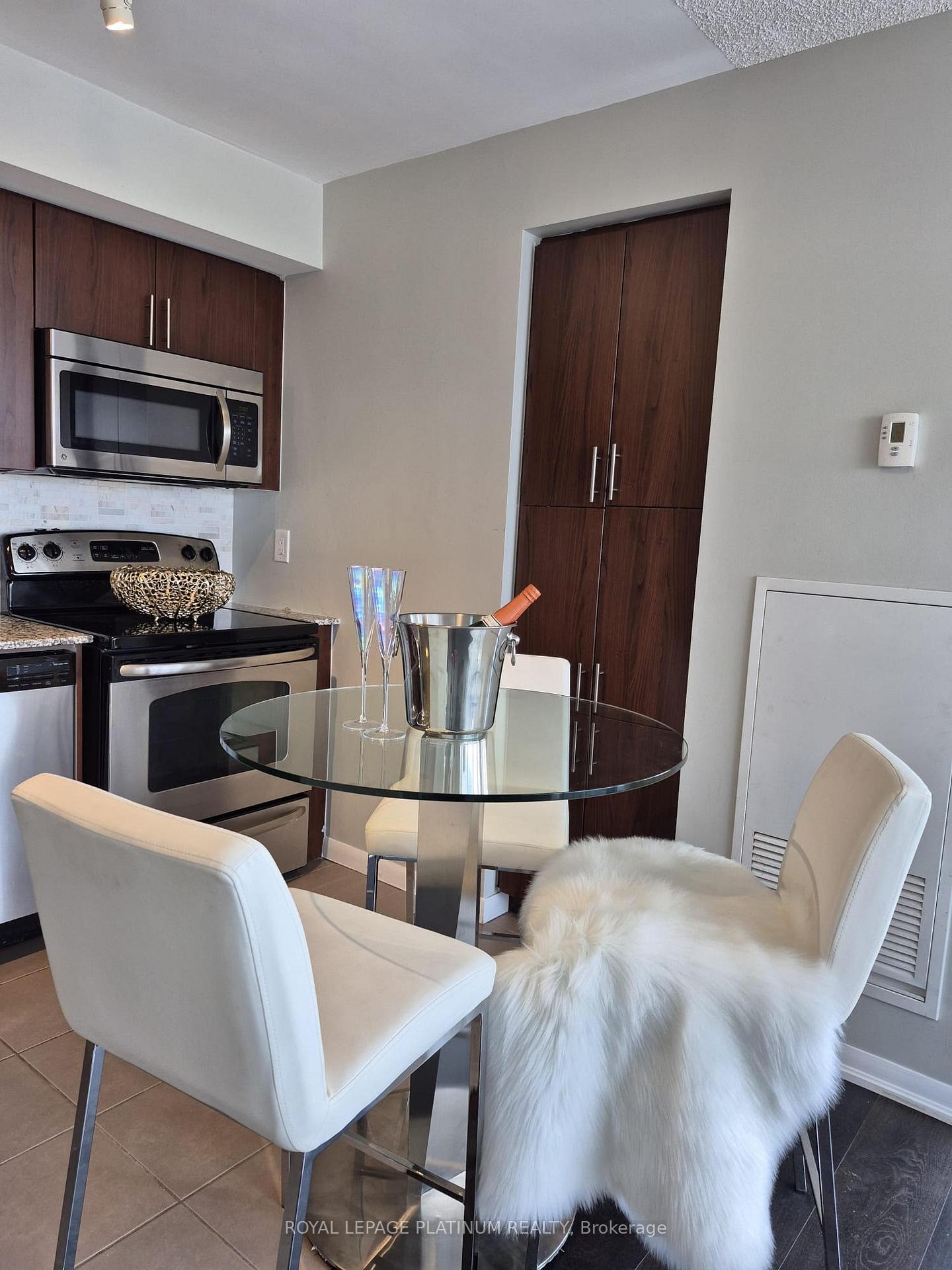 2 Bedrooms Condo at 830 Lawrence, Toronto For sale