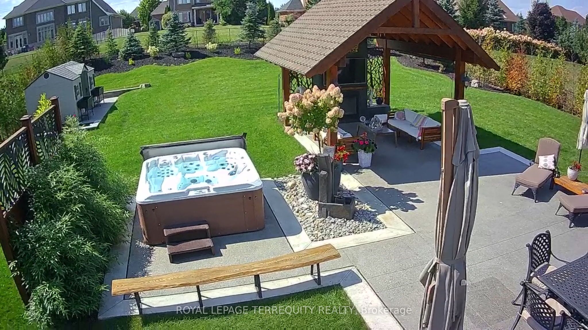20 Country Club Crescent
