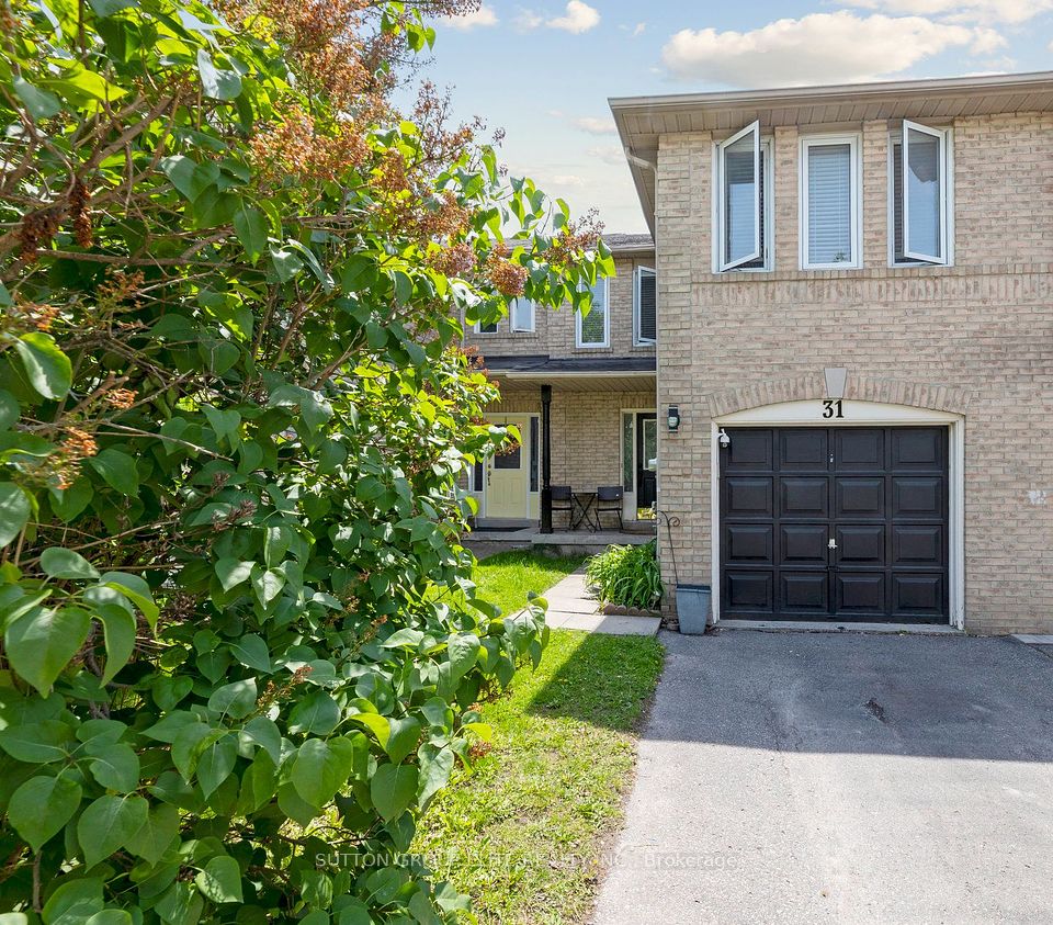 31 Pine Gate