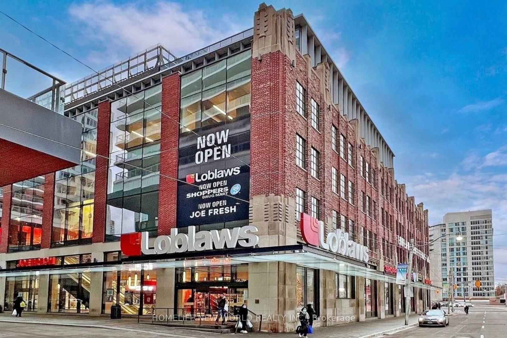 3 Bedrooms Condo at 90 Queens Wharf, Toronto For sale