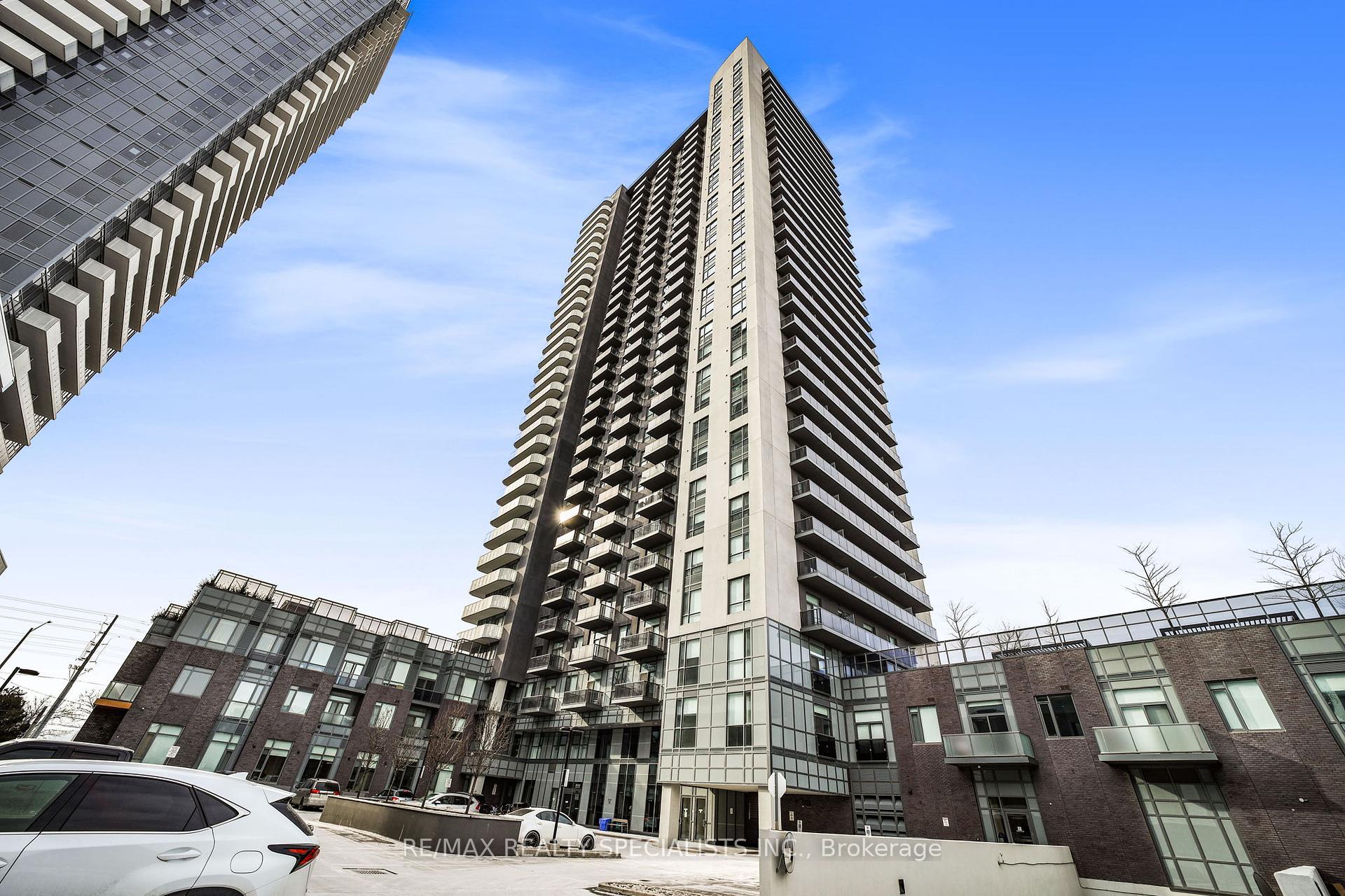 1 Bedroom Condo at 8 Nahani,  Mississauga For sale