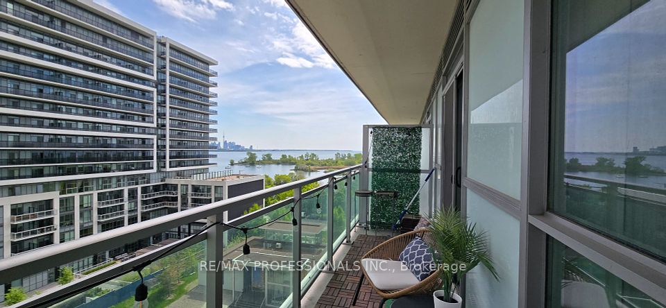 33 Shore Breeze