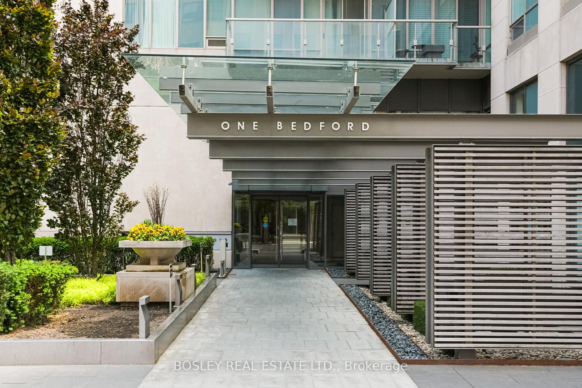 2 Bedrooms Condo at 1 Bedford, Toronto For sale