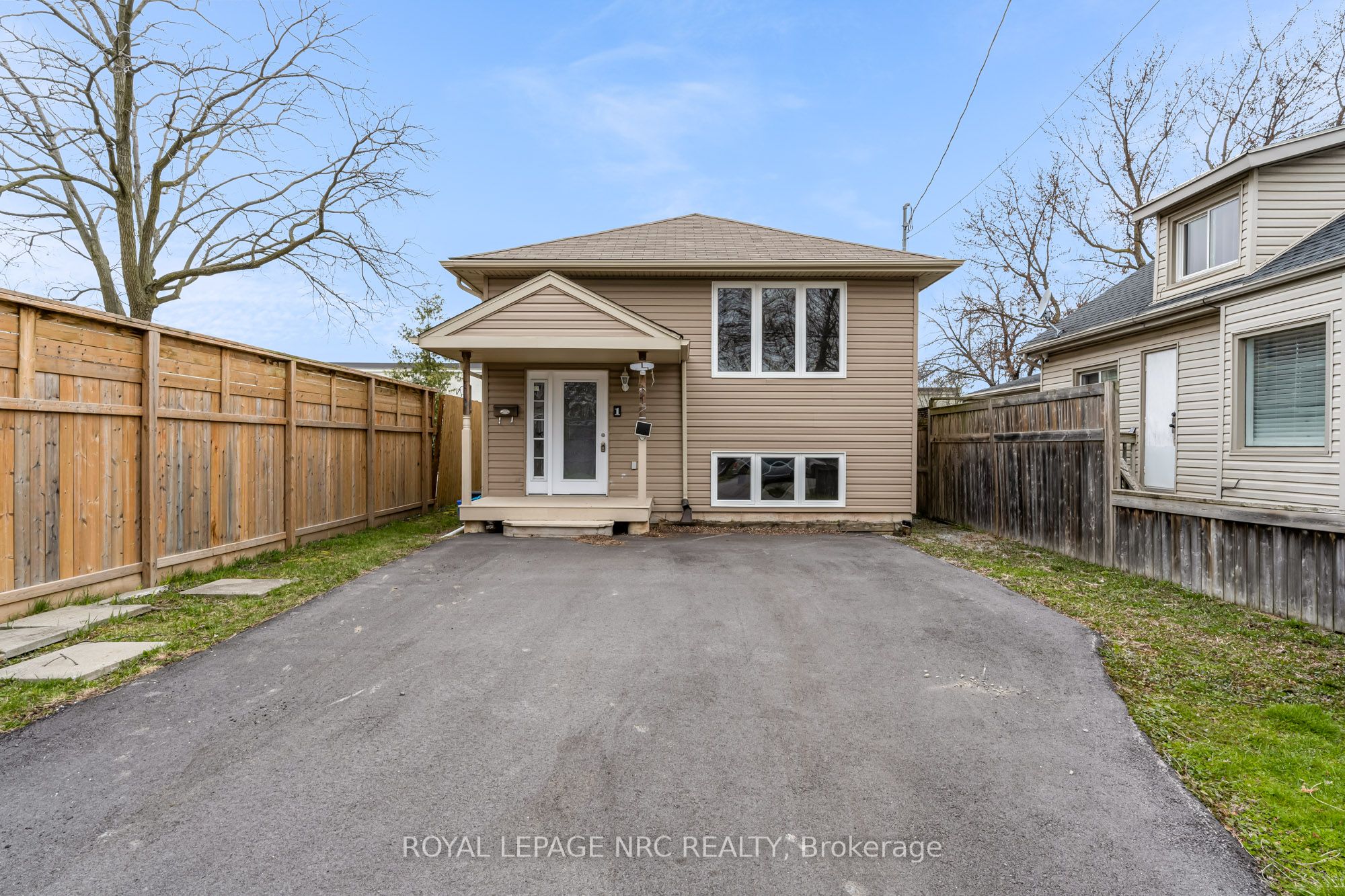 1 Thornton Street, St. Catharines, ON L2P 1T9