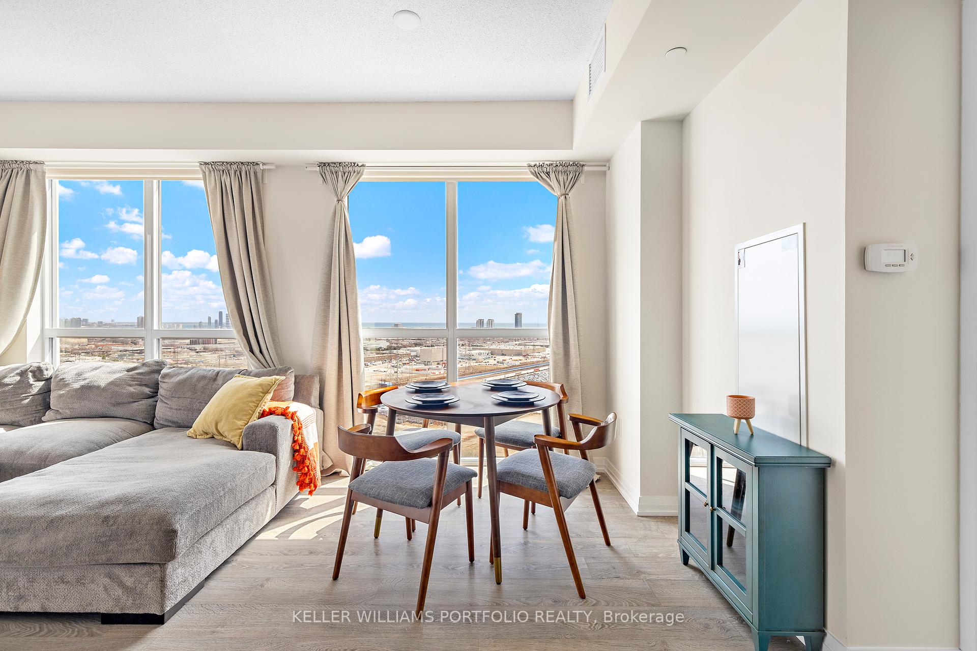 2 Bedrooms Condo at 50 Thomas Riley, Toronto For sale