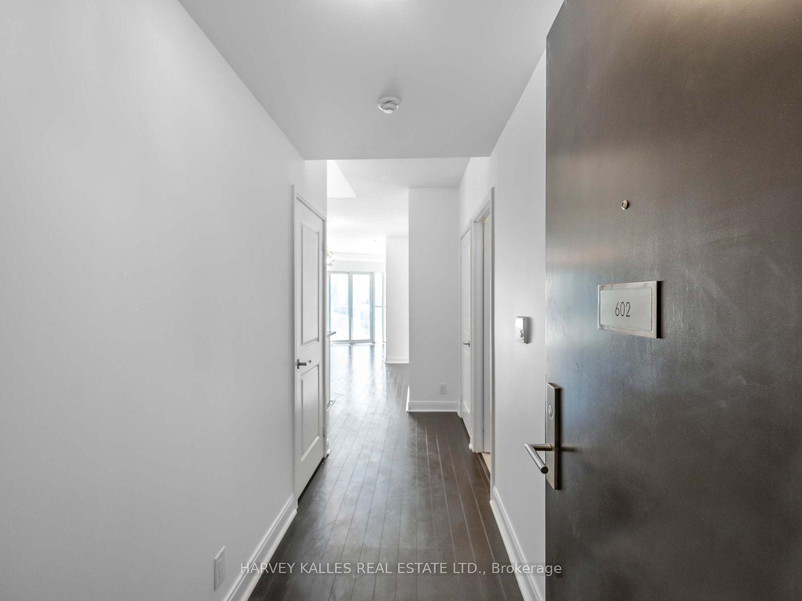 60 Absolute Avenue 602