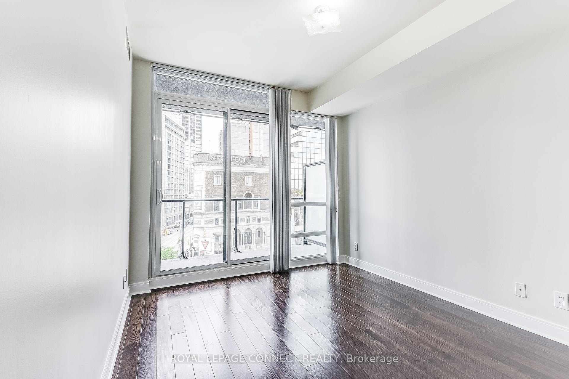 2 Bedrooms Condo at 825 Church, Toronto For sale