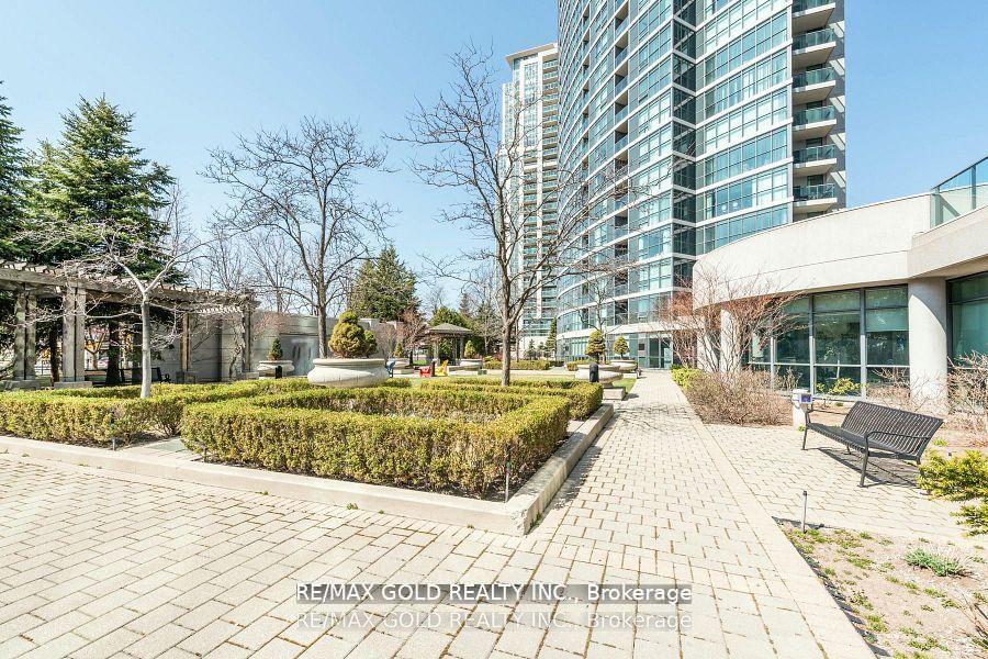 2 Bedrooms Condo at 30 Harrison Garden, Toronto For sale
