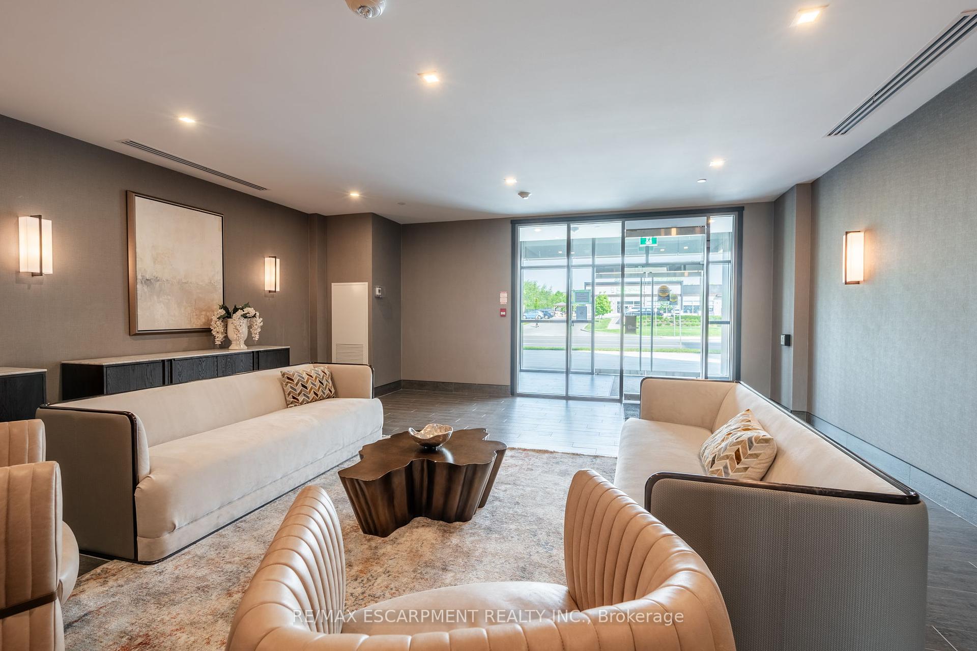 1 Bedroom Condo at 470 Dundas, Hamilton For sale