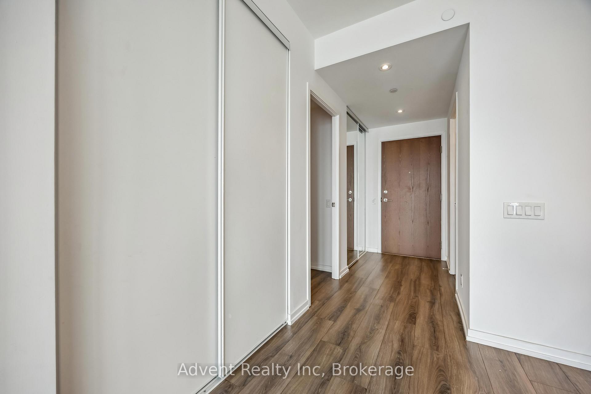 2 Bedrooms Condo at 7890 Jane,  Vaughan For sale