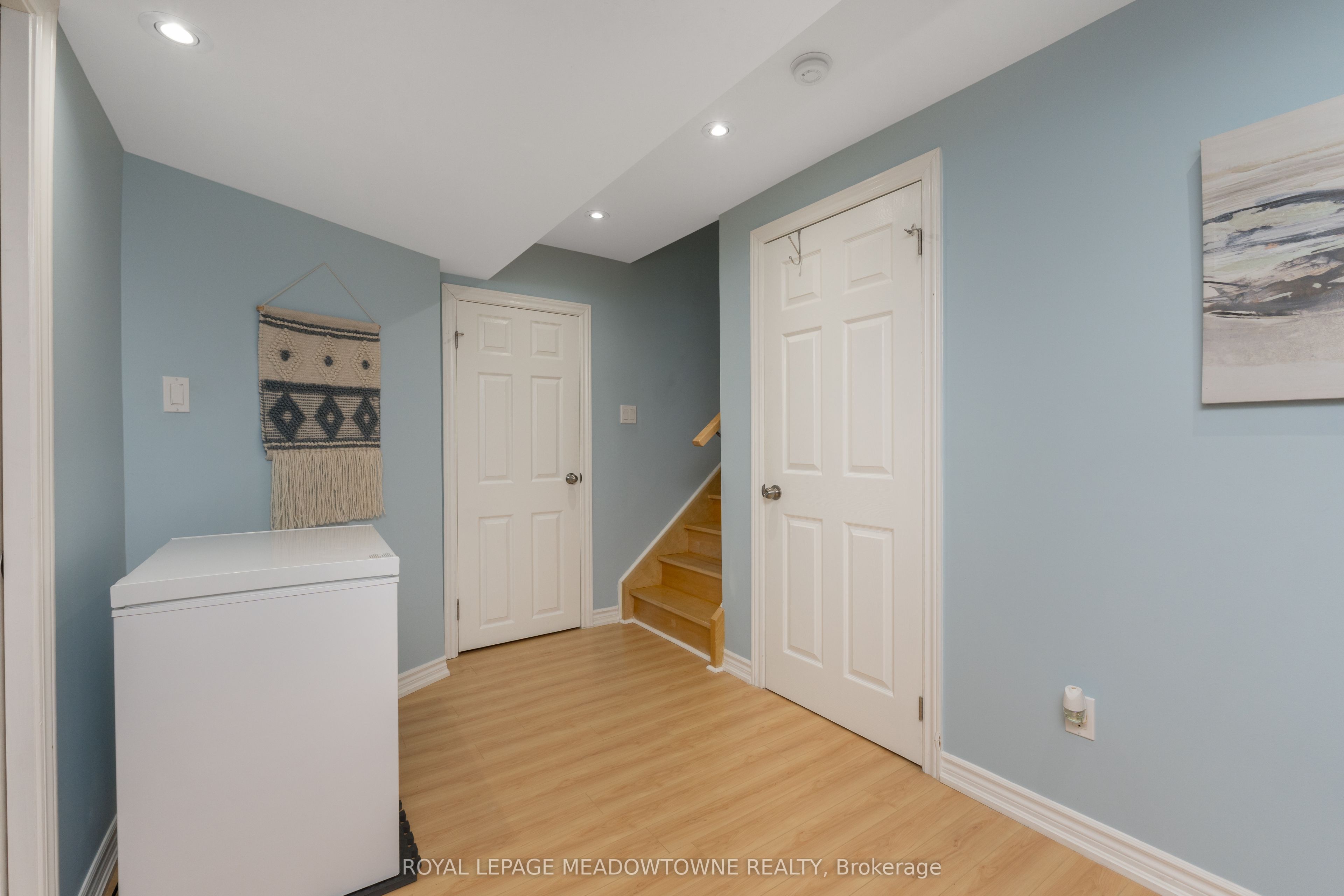 1876 Stevington Crescent