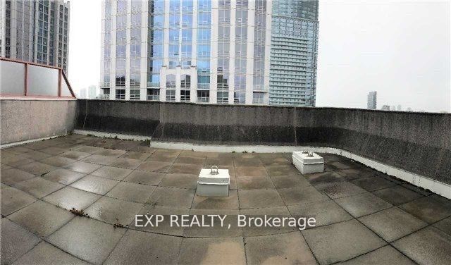 736 Bay Street, #3001