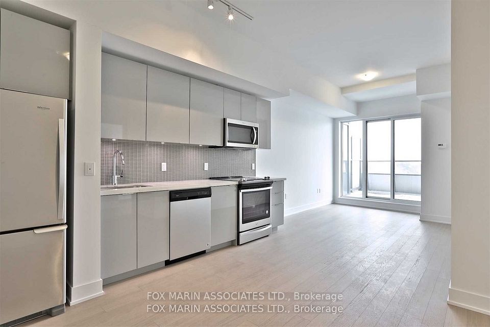 20 Shore Breeze Drive