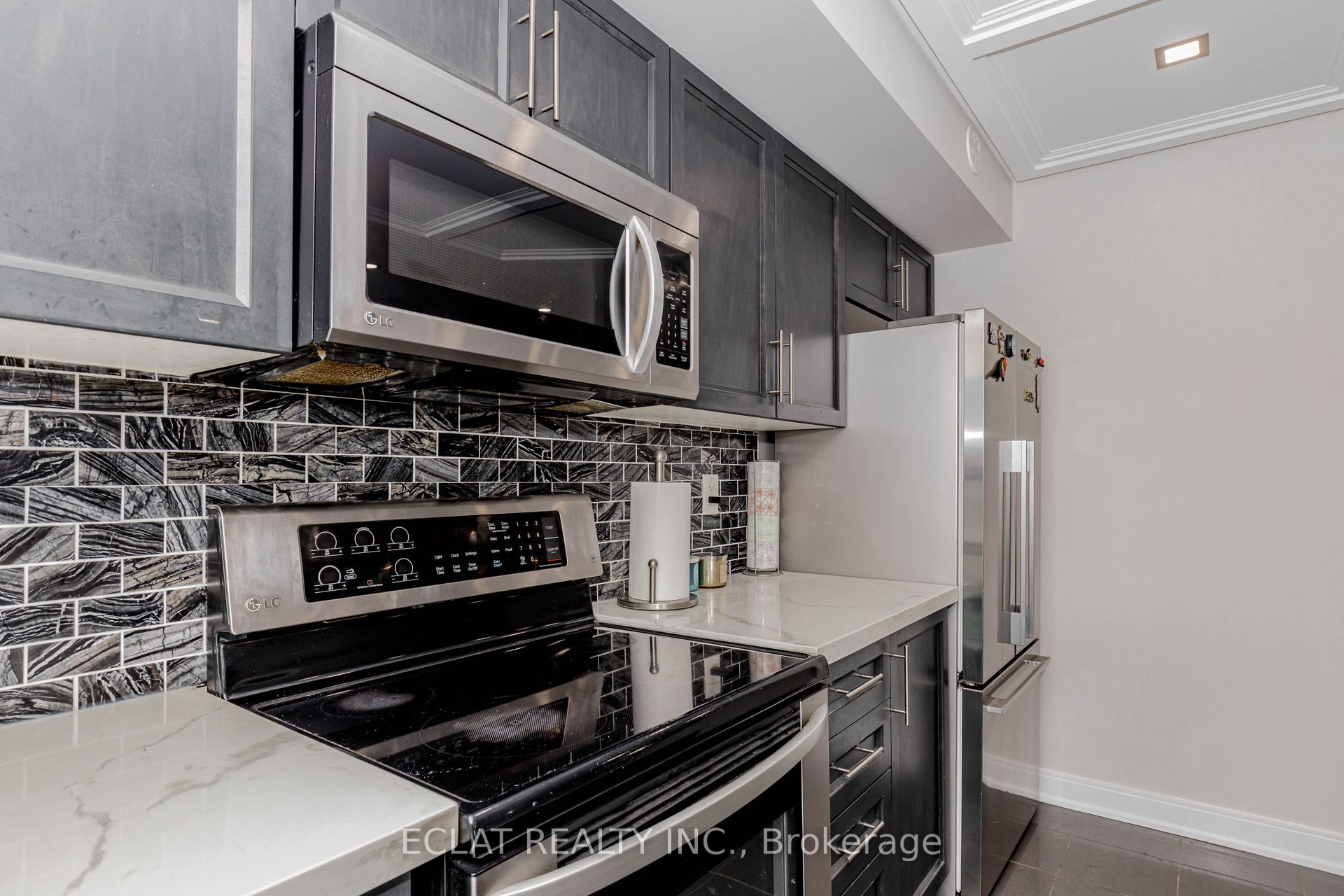 100 Dufay Road, #100