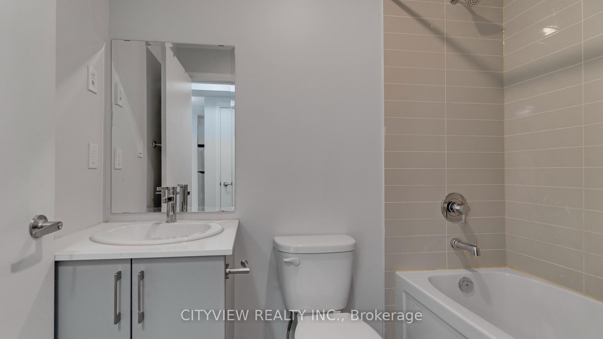 1 Bedroom Condo at 1145 Journeyman, Mississauga For sale
