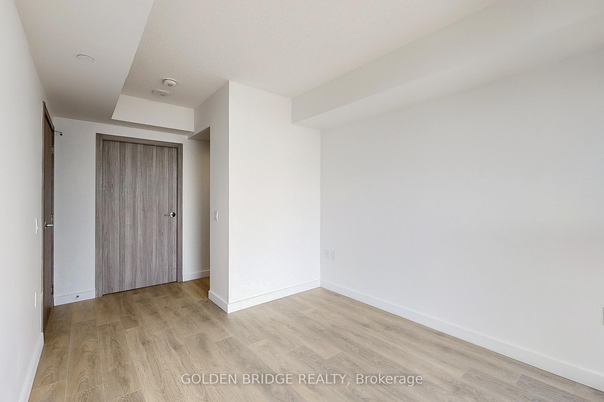 3 Bedrooms Condo at 38 Widmer, Toronto For sale