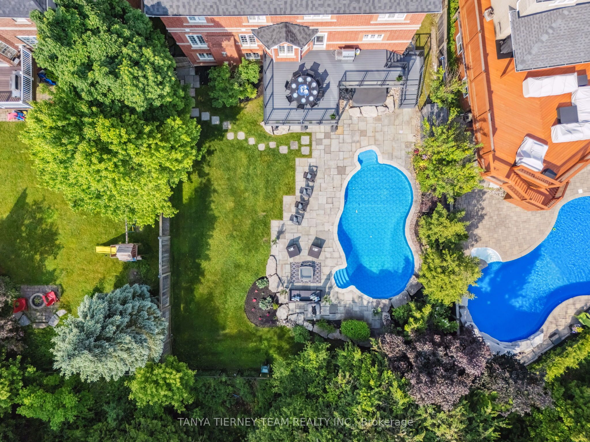 17 Covington Drive