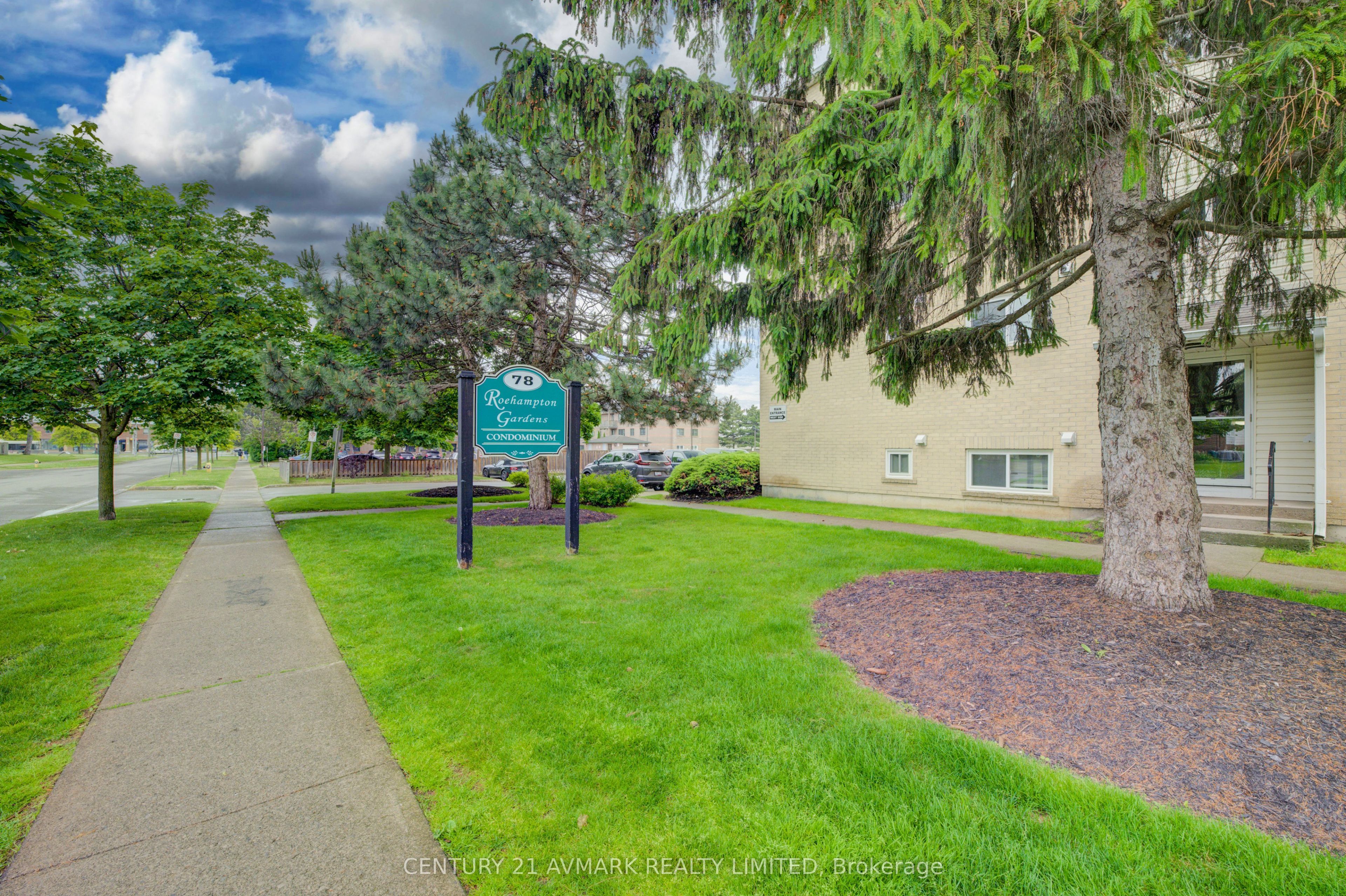 78 Roehampton Avenue, #205