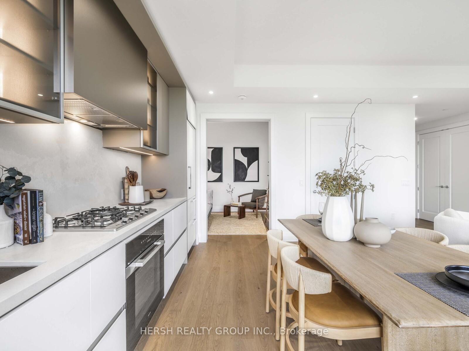 2 Bedrooms Condo at 2 Forest Hill, Toronto For sale