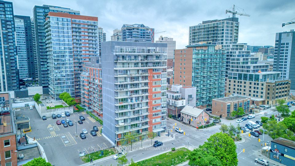 180 York
