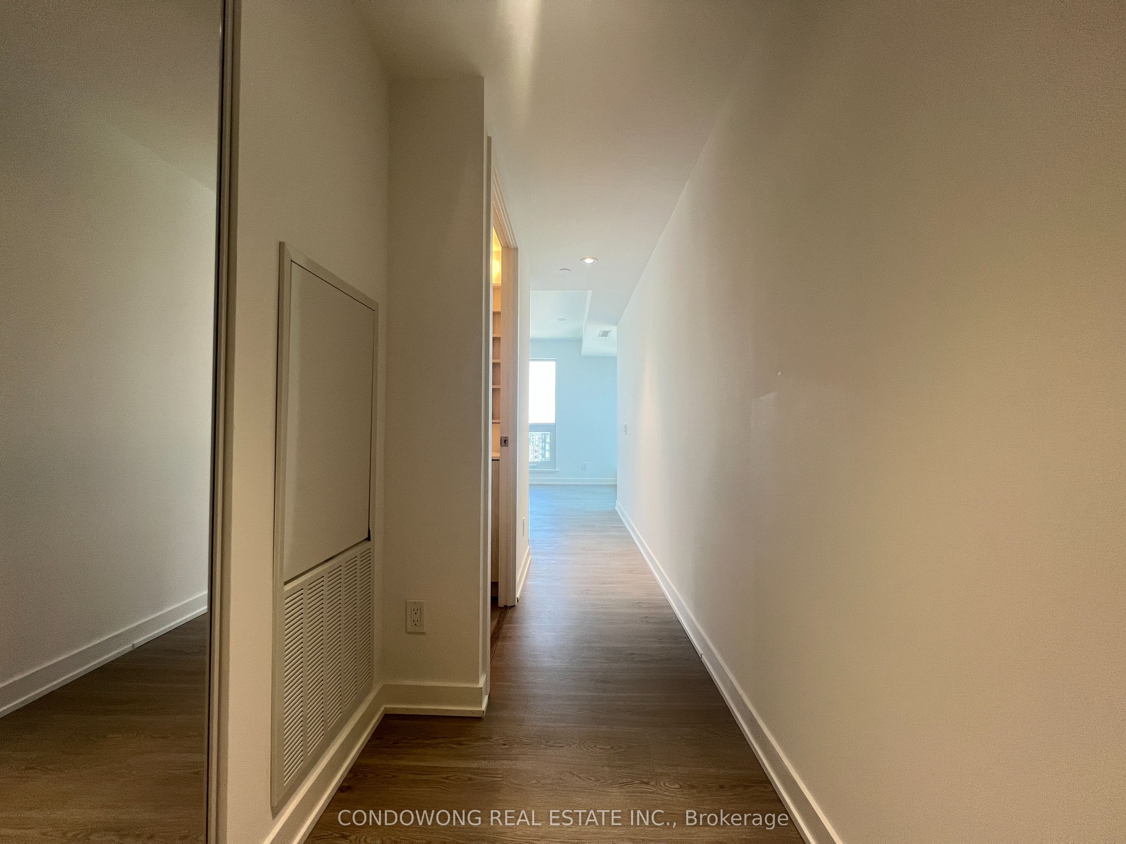 8 Wellesley Street W, #4109
