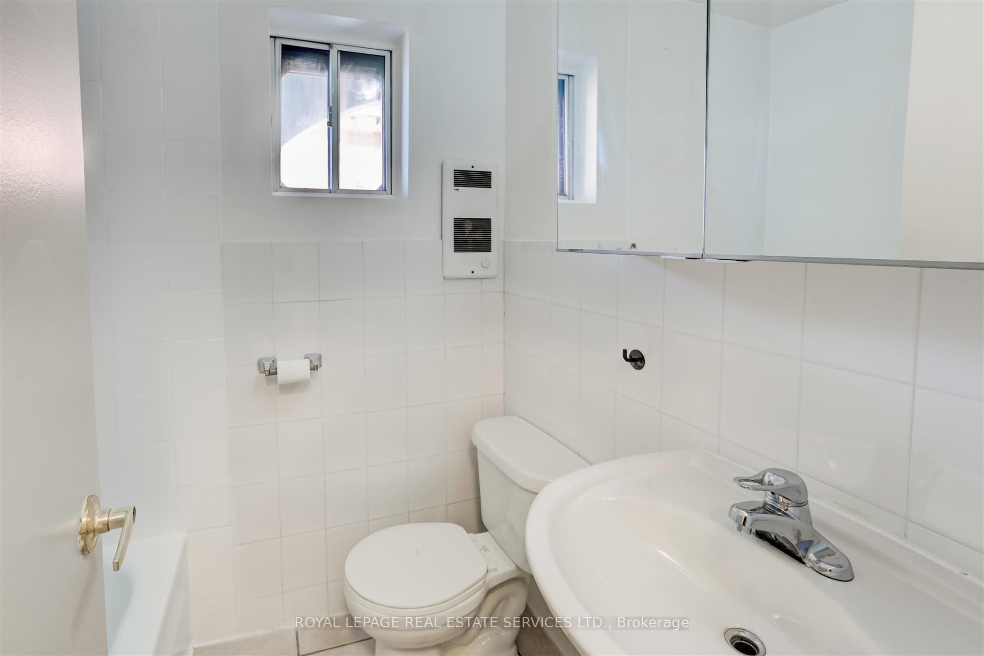1530 King Street W, #101