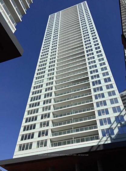 1 Bedroom Condo at 17 Bathurst, Toronto For sale