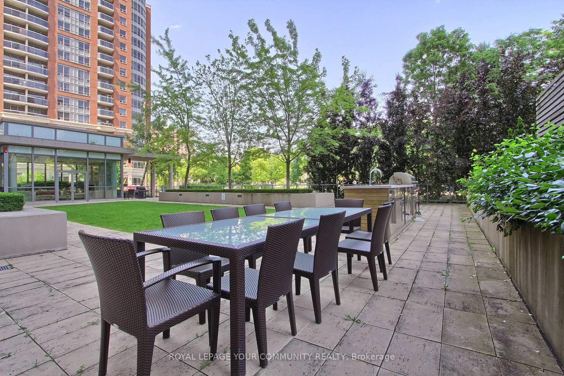 1 Bedroom Condo at 26 Norton, Toronto For sale