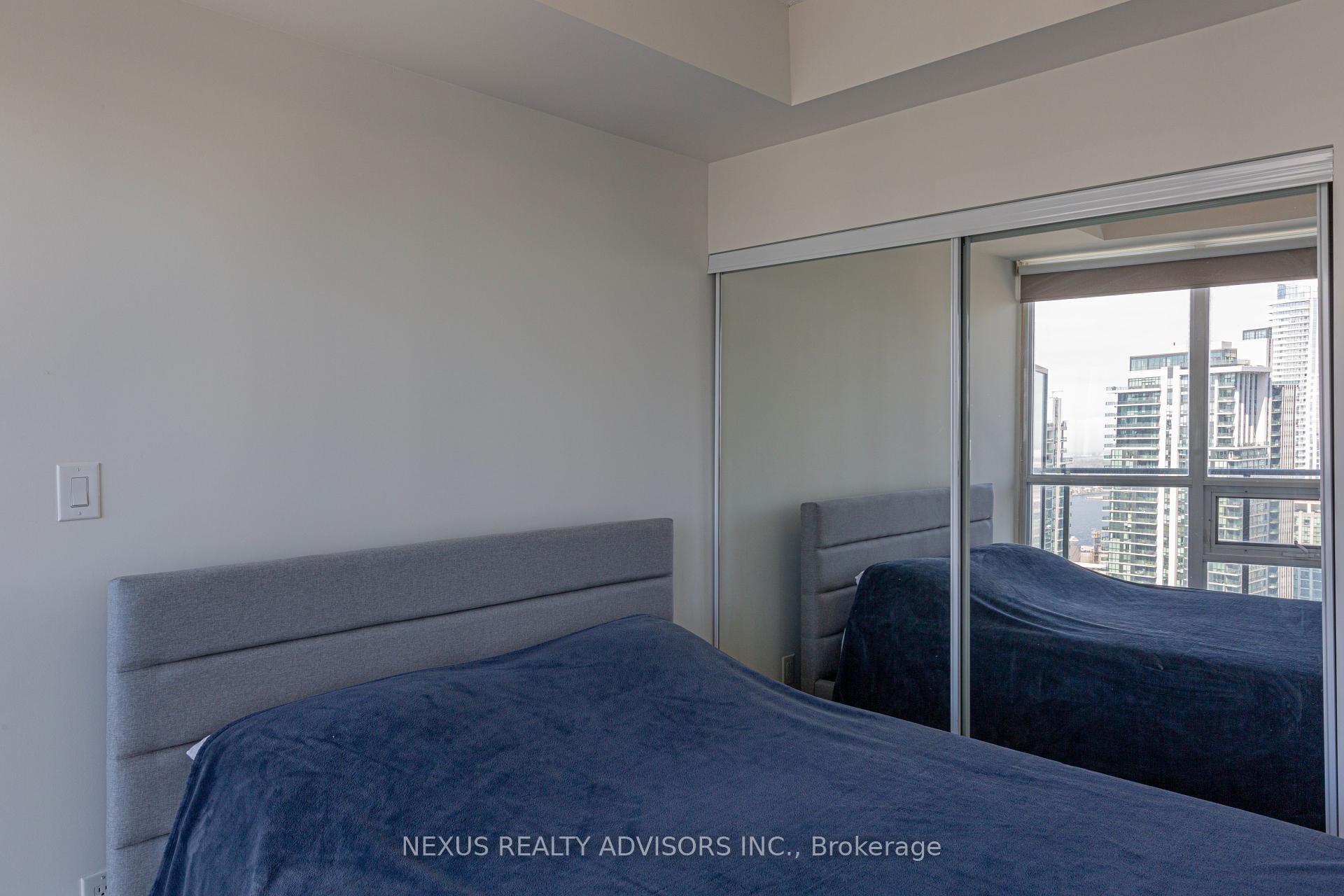 2 Bedrooms Condo at 65 Bremner, Toronto For sale