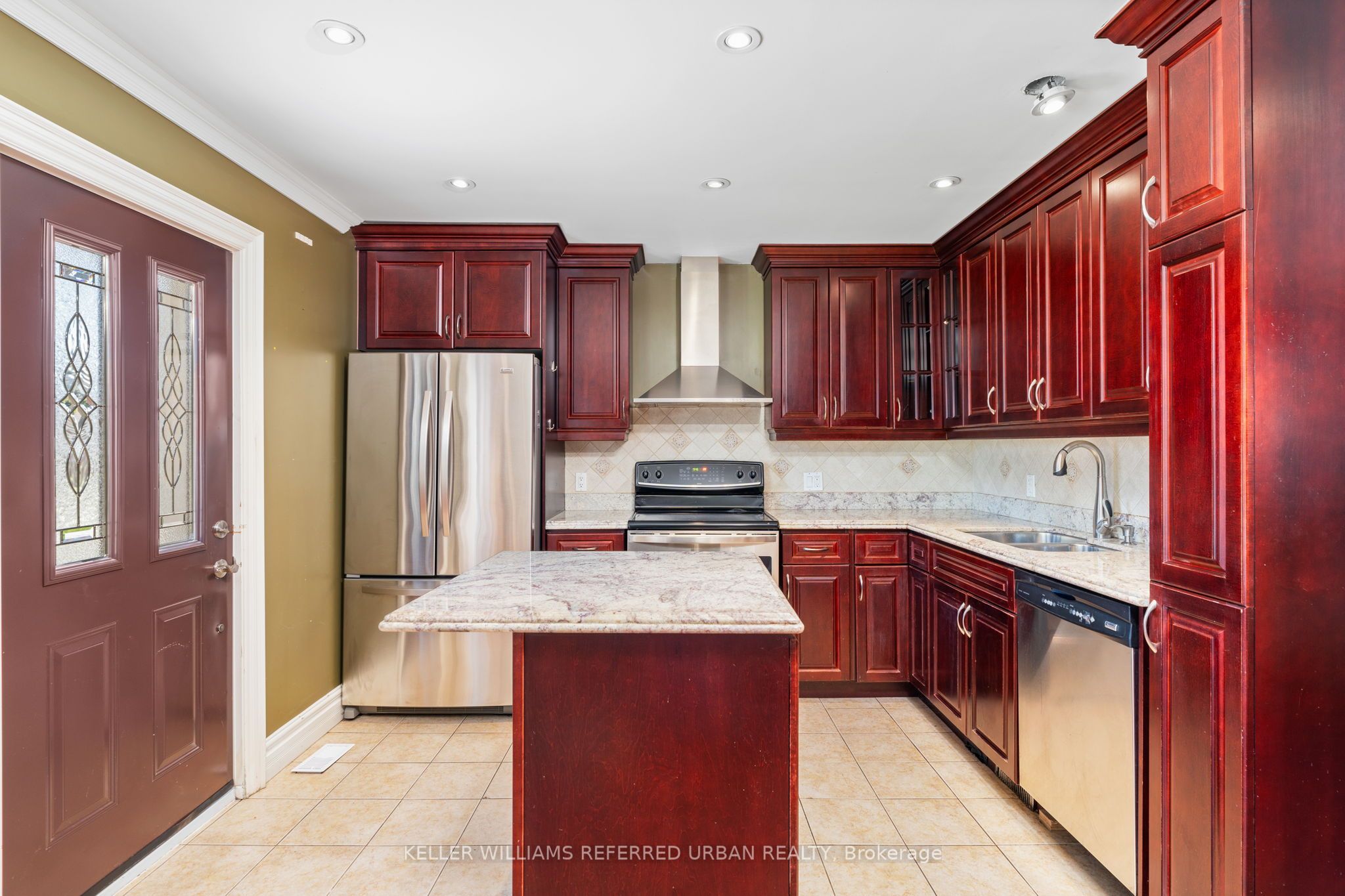 710 Pharmacy Avenue