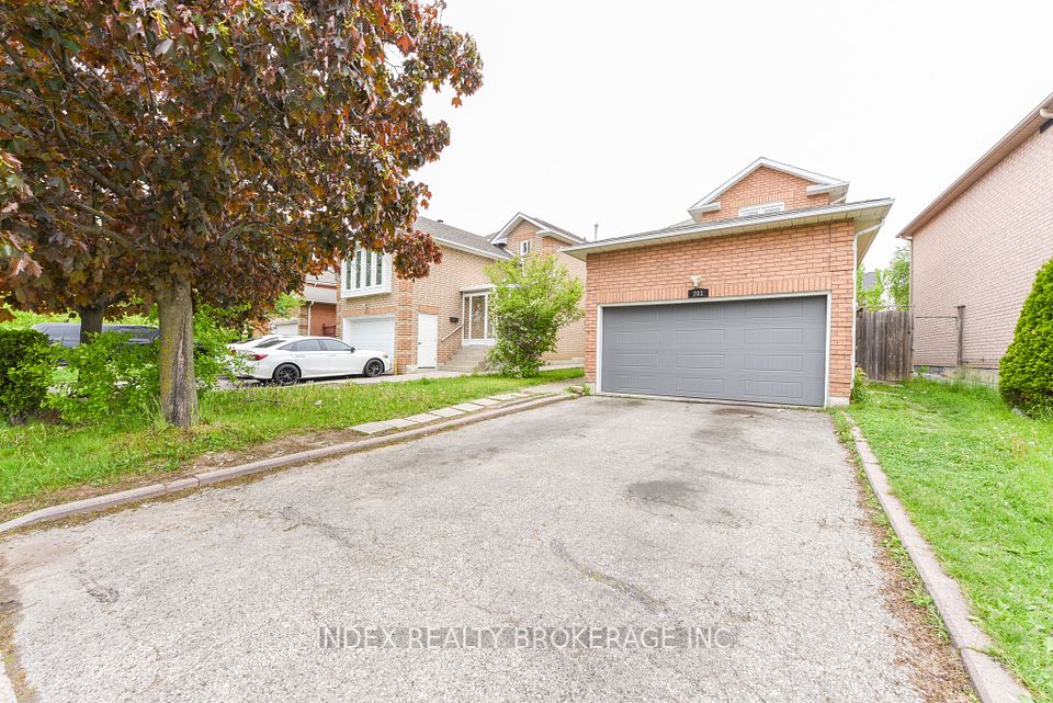 203 Richvale Drive, Brampton, ON L6Z 4R6