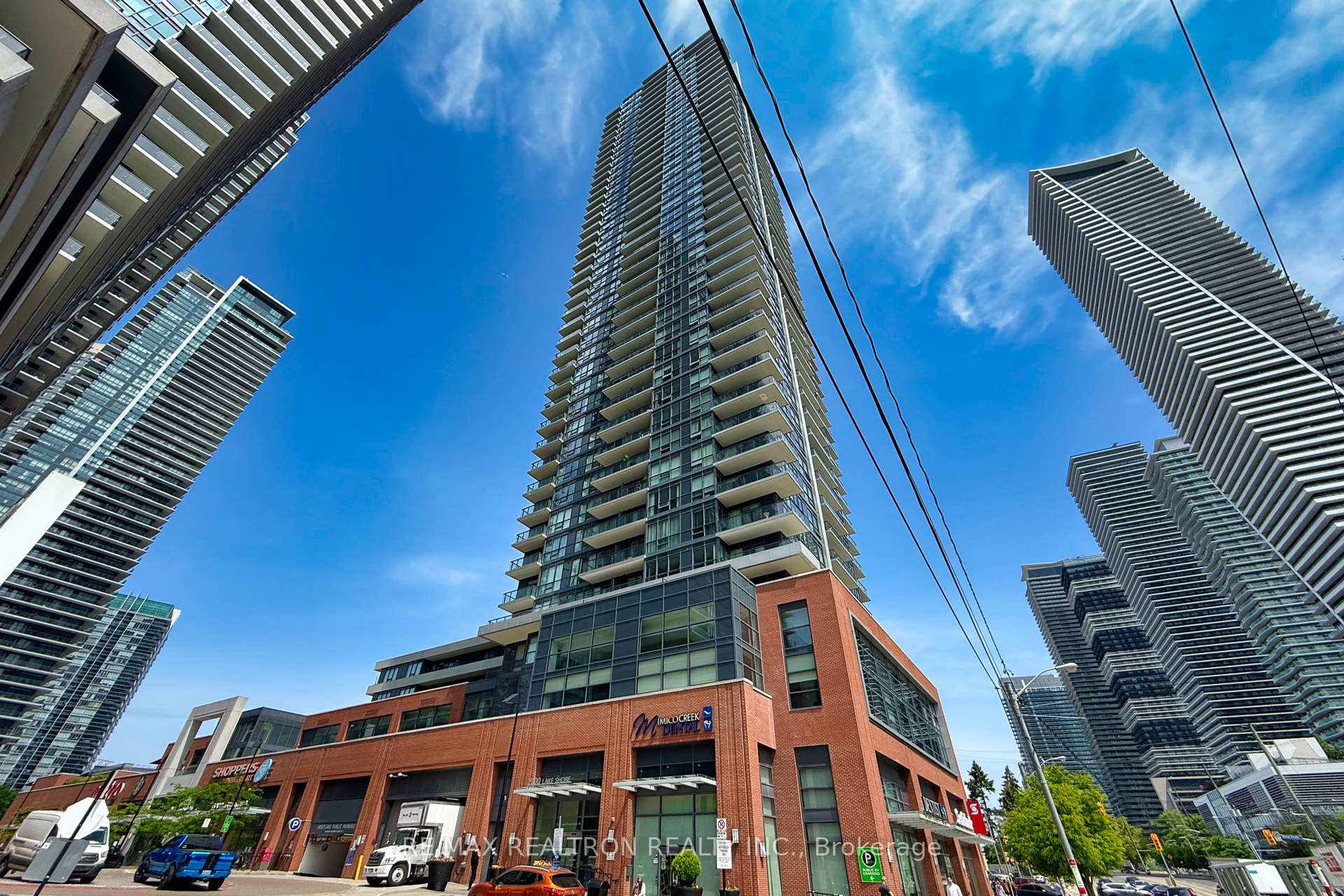 3 Bedrooms Condo at 2200 Lake Shore, Toronto For sale