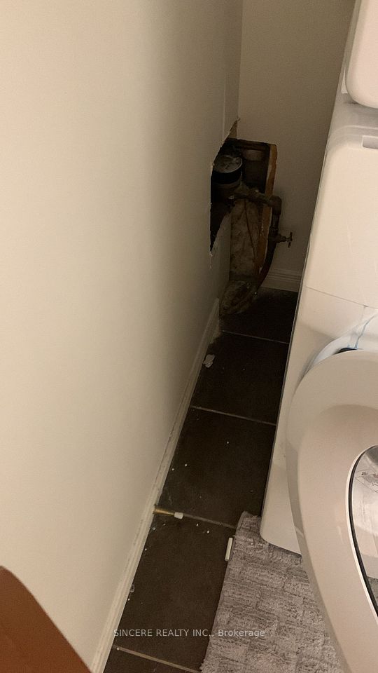 https://trreb-image.ampre.ca/t7tRYr1YasWUWzLORu7ahxzo0PFVxEtBgSwqoCNK9O0/rs:fit:960:960/wm:.5:so:0:50:.4/wmsh:10/wmt:PHNwYW4gZm9yZWdyb3VuZD0nd2hpdGUnIGZvbnQ9JzY4Jz5TSU5DRVJFIFJFQUxUWSBJTkMuLCBCcm9rZXJhZ2U8L3NwYW4-/L3RycmViL2xpc3RpbmdzLzQwLzk0LzgwLzMzL3AvYTU2ZDRlMmUtY2NiMC00OGJjLTgzYzQtOGU3MDkwMDY1ZDUwLmpwZWc.jpg
