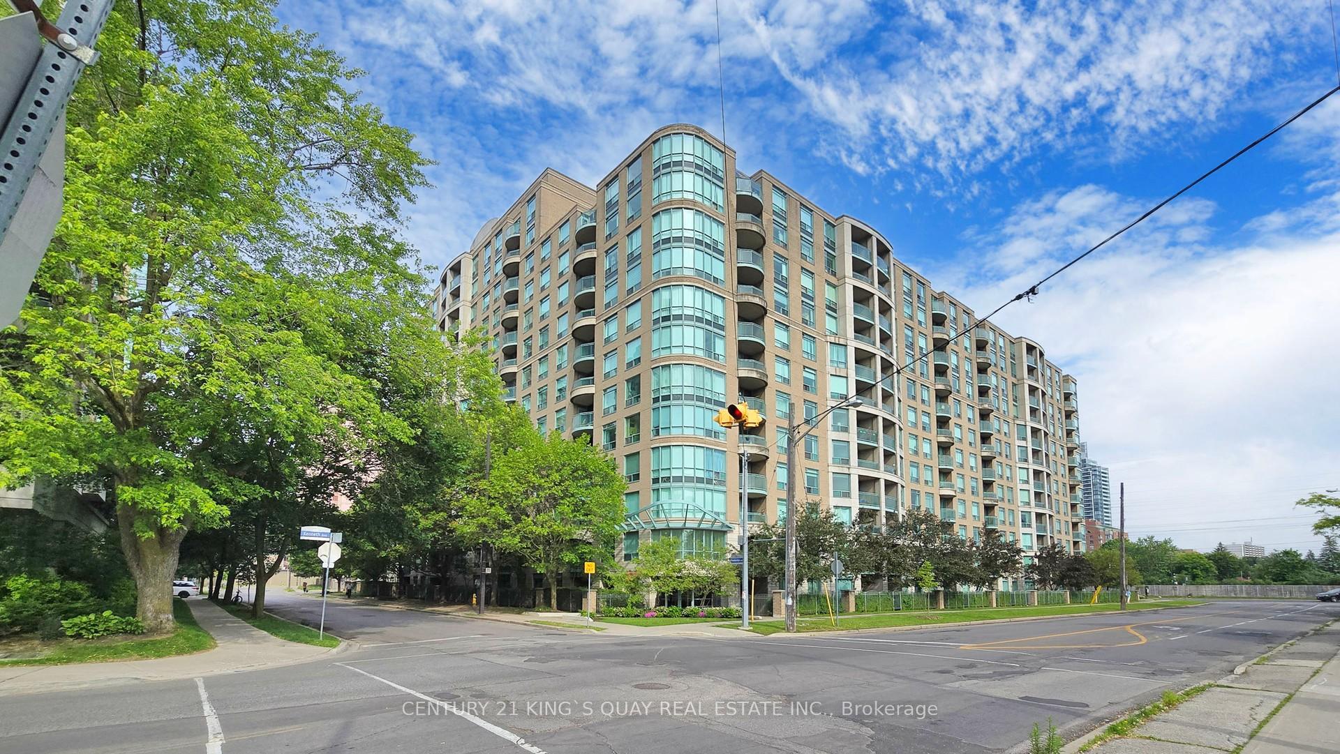 2 Bedrooms Condo at 18 Pemberton, Toronto For sale