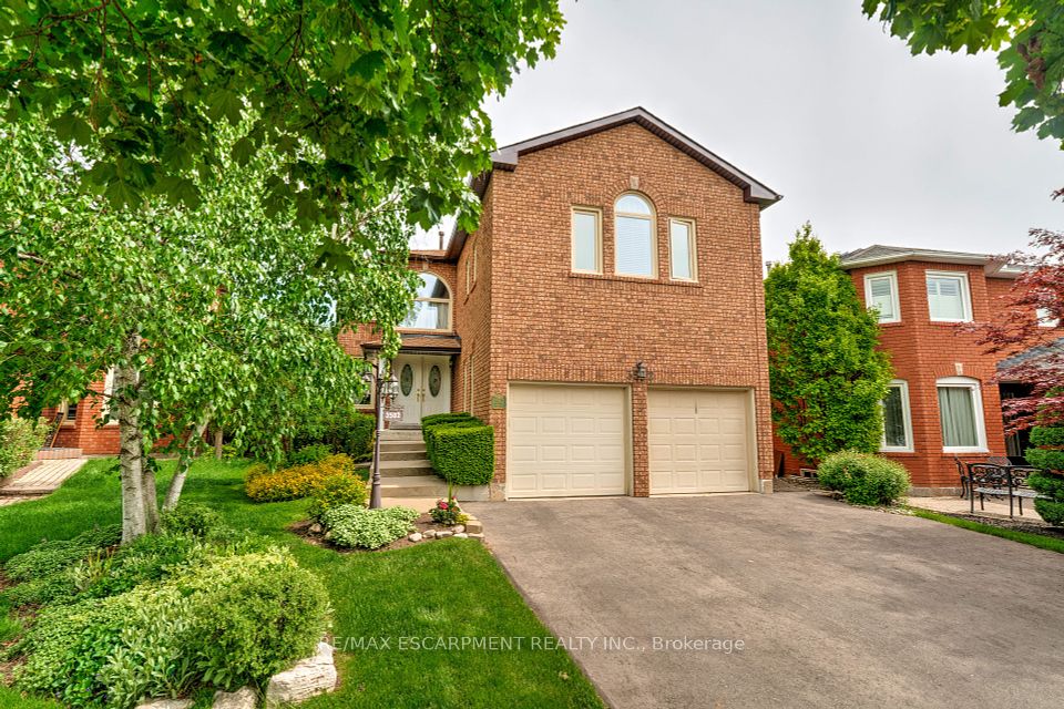 3502 Pintail Circle, Mississauga, ON L5N 6C7