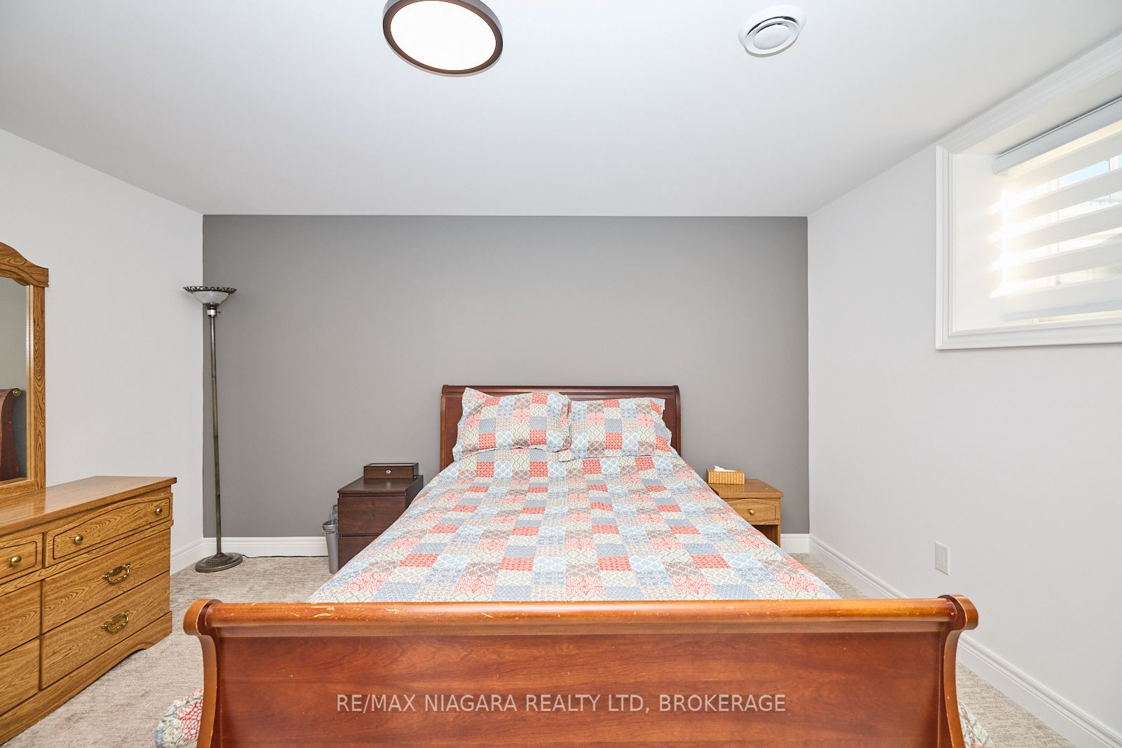 26 Sunrise Court, Fort Erie, ON L0S 1N0