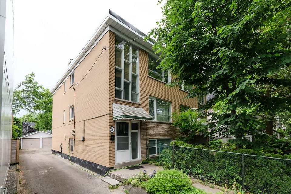 52 Herbert Avenue, Toronto, ON M4L 3P9