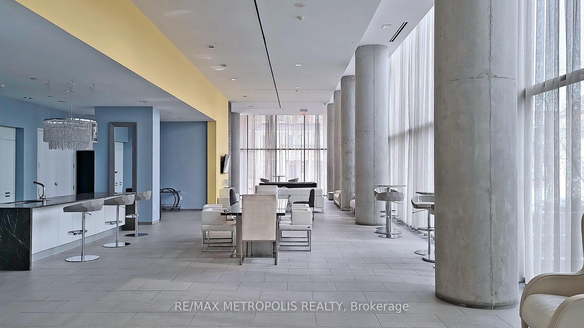 1 Bedroom Condo at 105 The Queensway, Toronto For sale