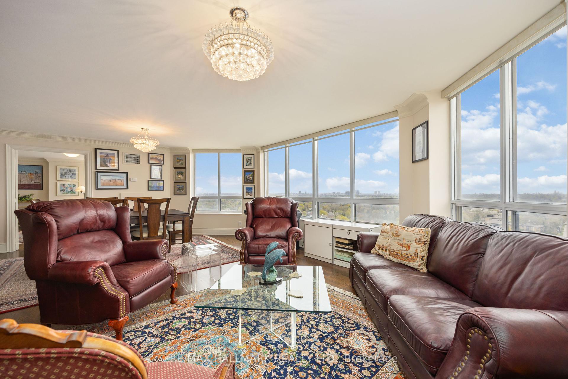 4 Bedrooms Condo at 80 Harrison Garden, Toronto For sale