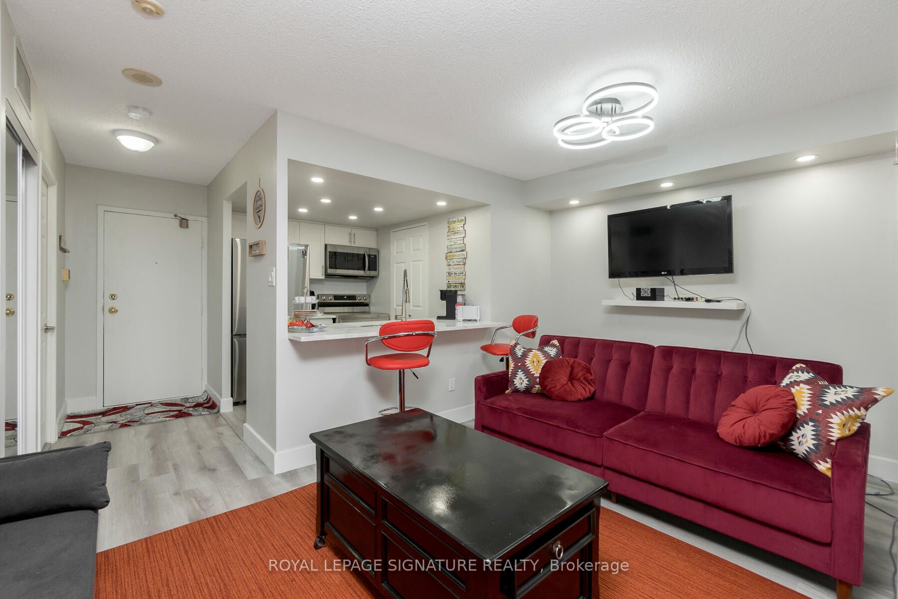 265 Enfield Place, #406