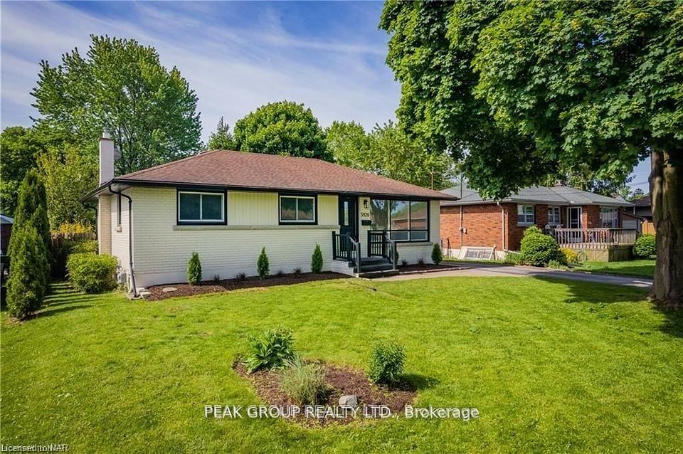 5920 SILVERWOOD Crescent