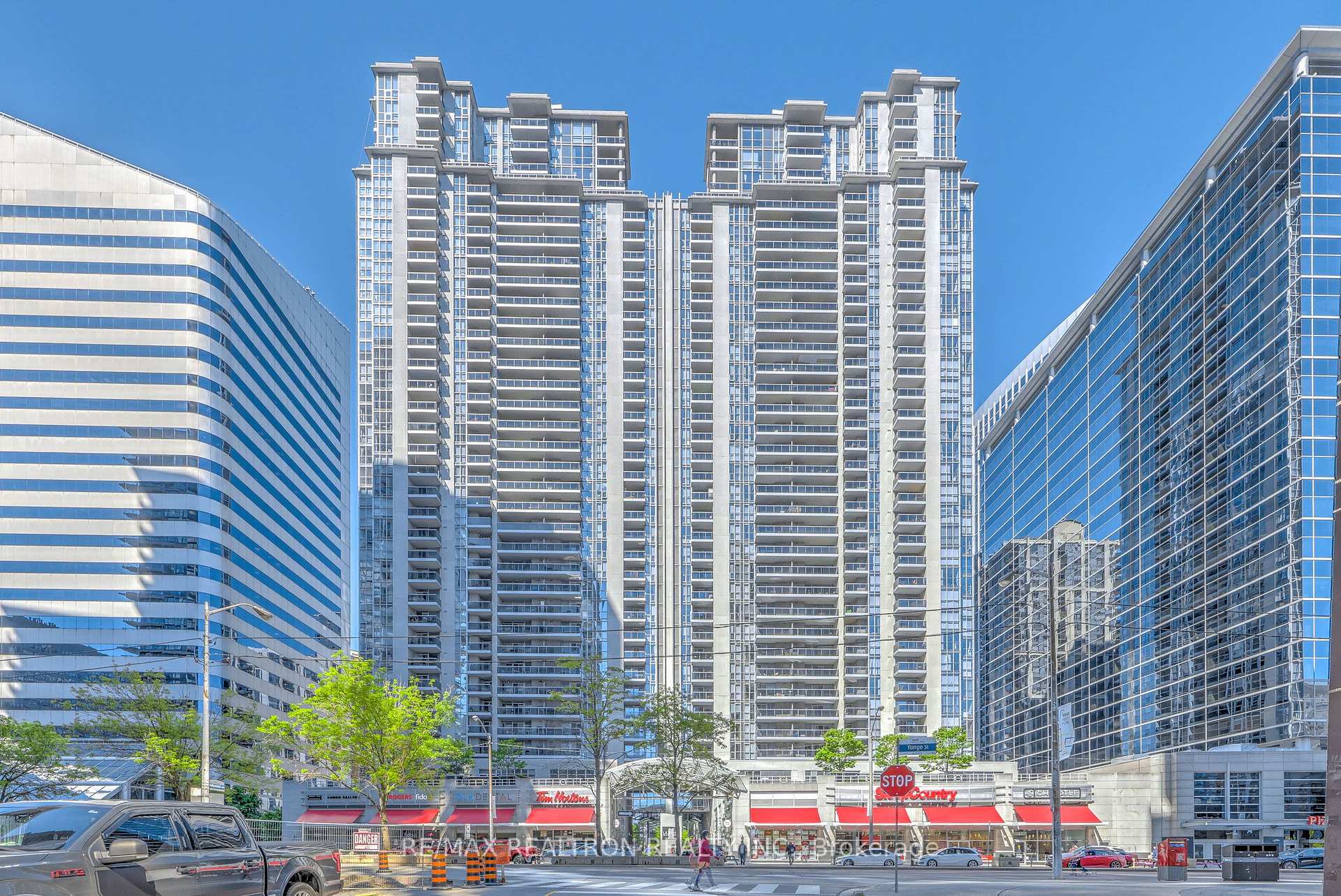 2 Bedrooms Condo at 4968 Yonge, Toronto For sale