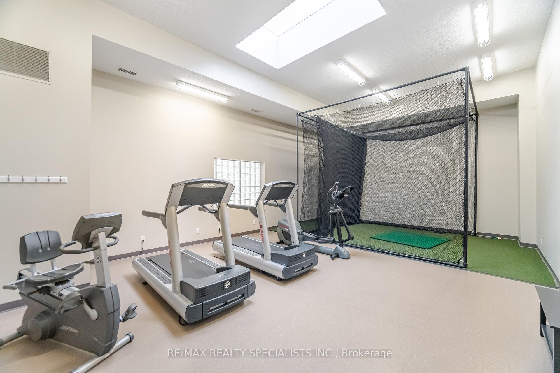 3 Bedrooms Condo at 1477 Lakeshore,  Burlington For sale
