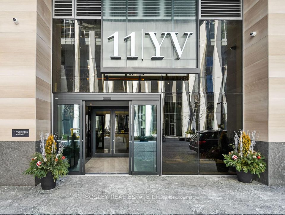 11 Yorkville