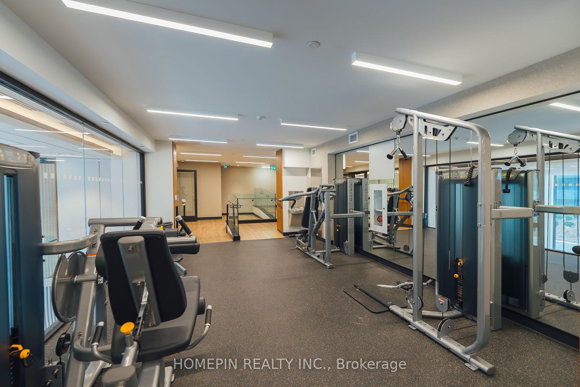 2 Bedrooms Condo at 8 Olympic Garden,  Toronto For sale