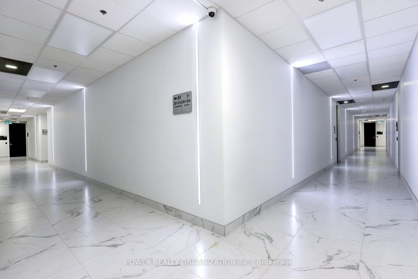 320 Matheson Boulevard W, #209