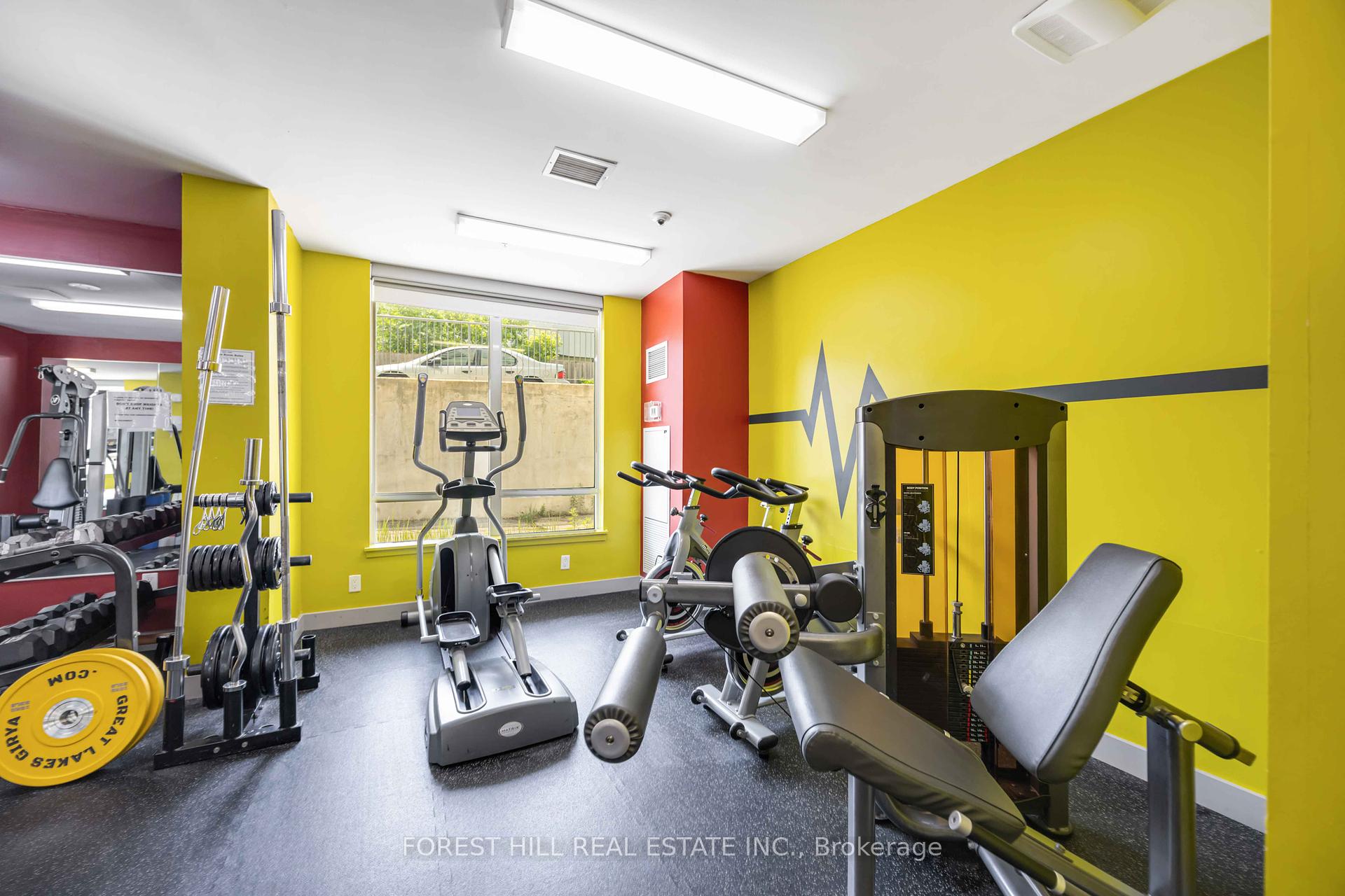 2 Bedrooms Condo at 812 Lansdowne, Toronto For sale