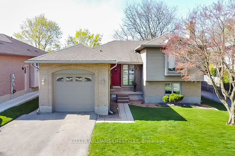 1241 Glenora