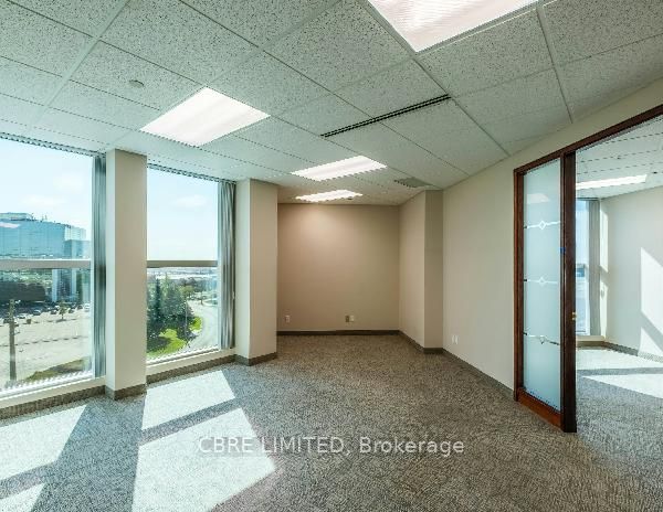 5575 North Service Road, #500-501